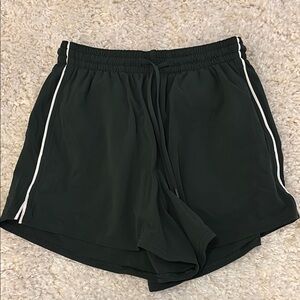 Lululemon Lightweight High-Rise Relaxed Short 3" *Long Liner size 4